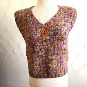Vintage Knit Vest • Gorgeous Multi-Colored Knit •Semi Cropped • Small/Medium